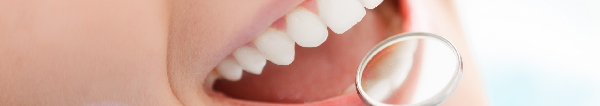 Professionelle Zahnreinigung und Individual-Prophylaxe für eine gesamtheitliche Gesundheit.