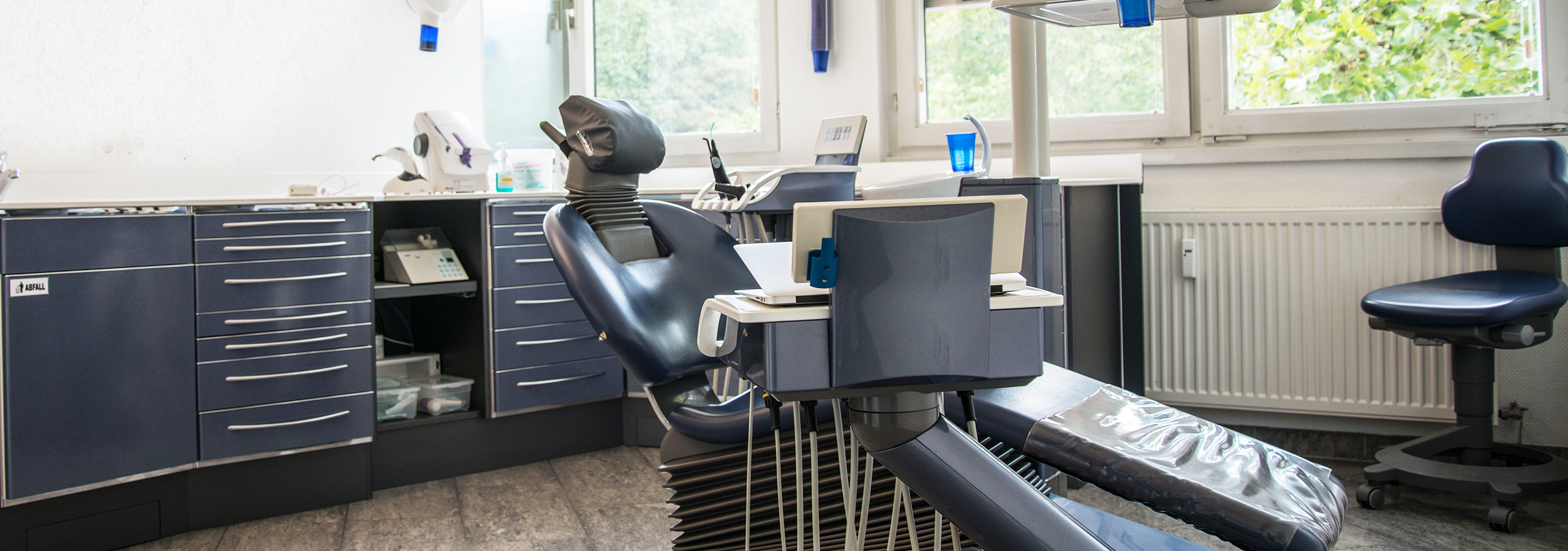 Moderner Behandlungsraum